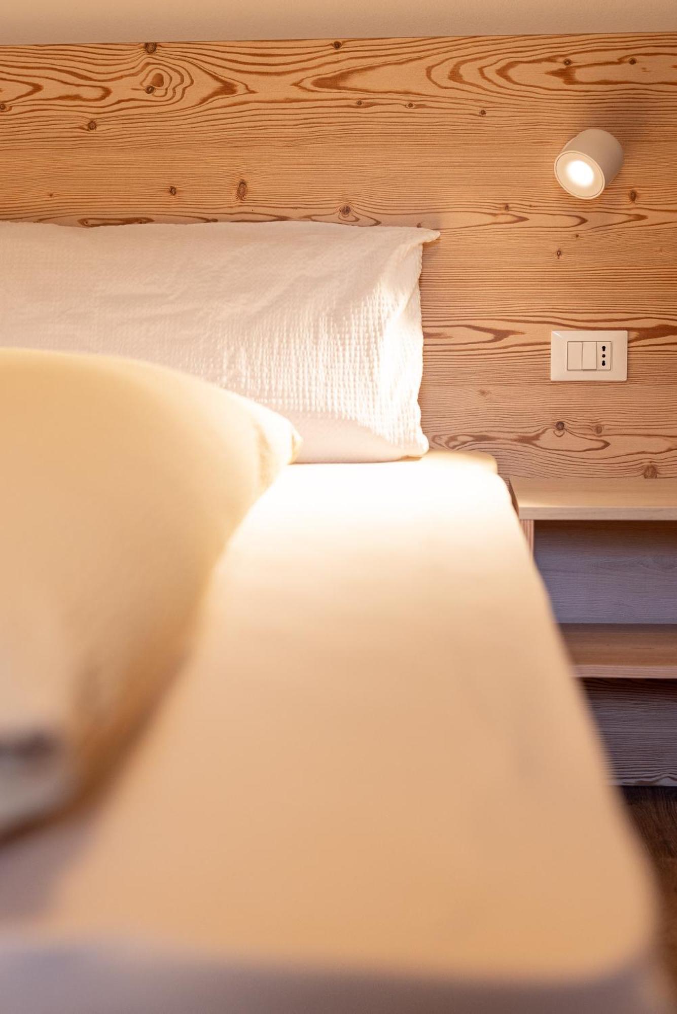 San Pietro Dolomiti Small Budget Hotel St. Ulrich in Gröden Exterior foto