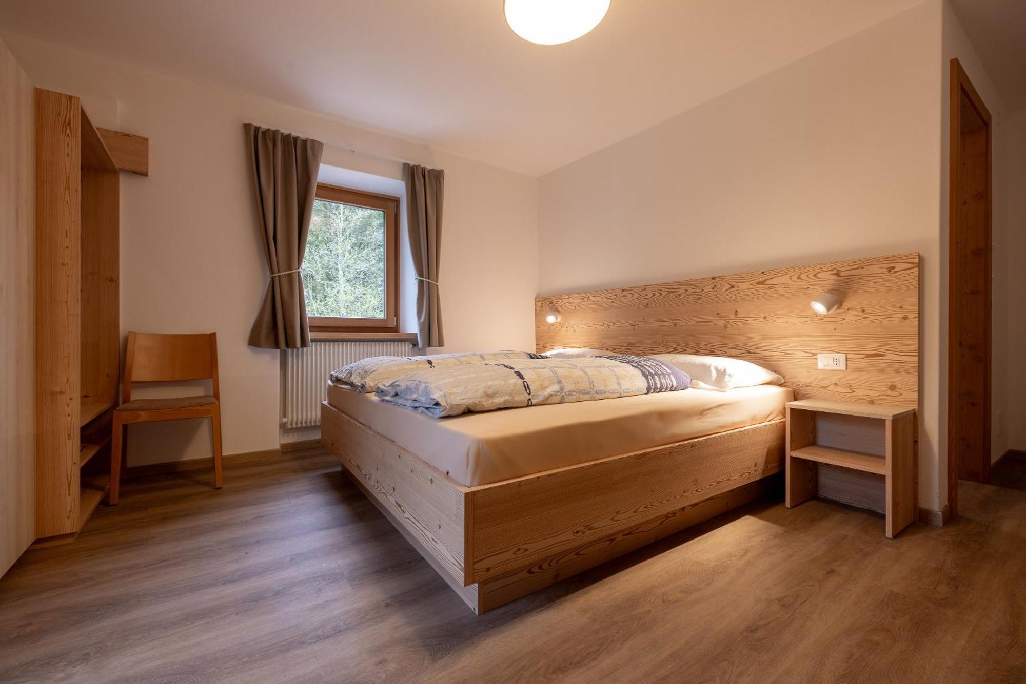 San Pietro Dolomiti Small Budget Hotel St. Ulrich in Gröden Exterior foto