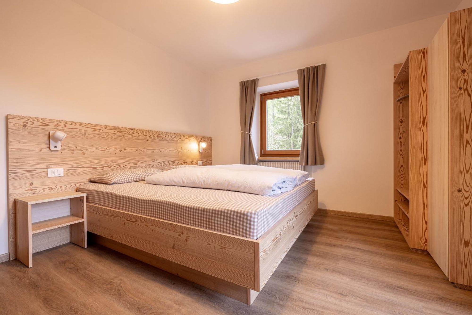 San Pietro Dolomiti Small Budget Hotel St. Ulrich in Gröden Exterior foto