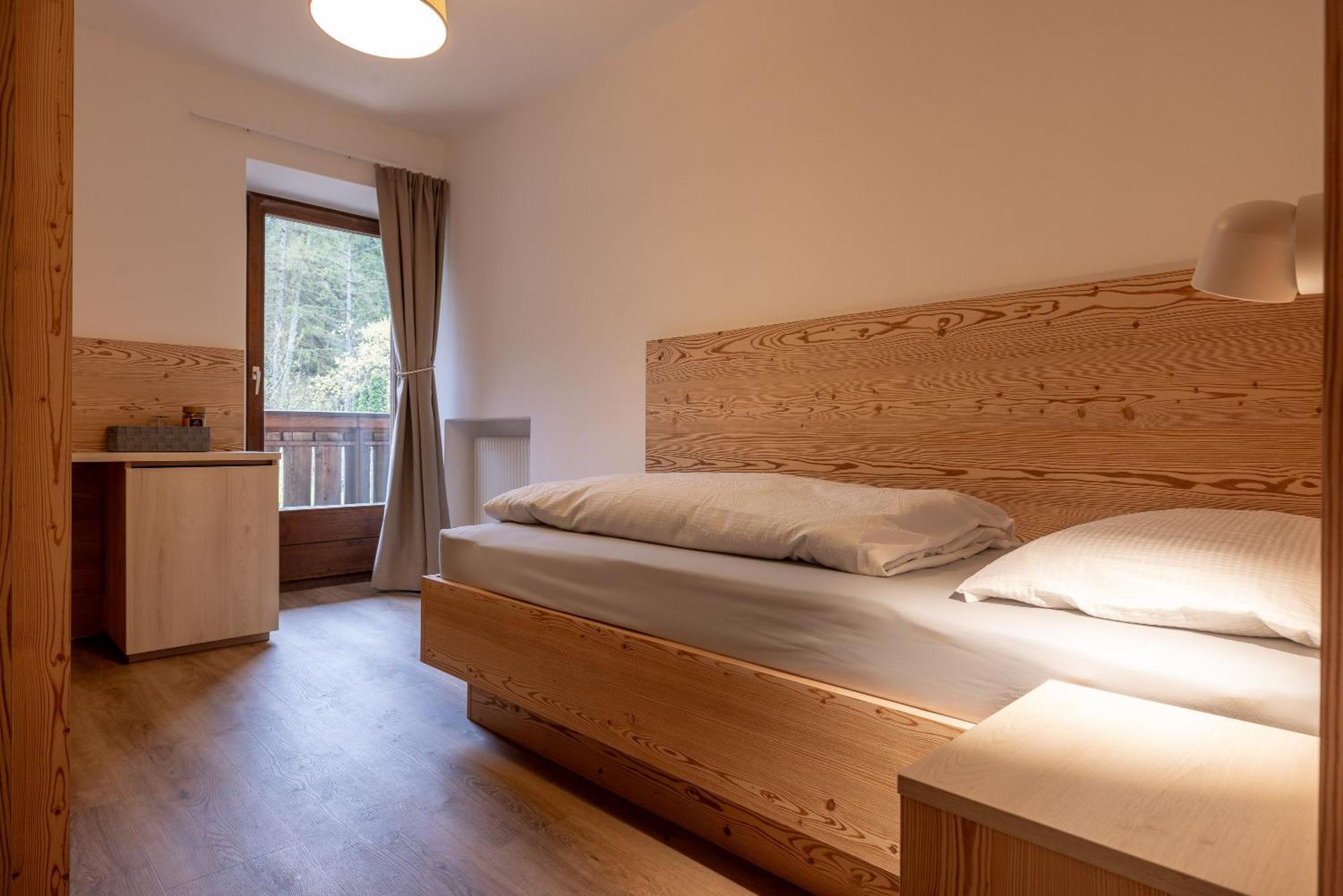 San Pietro Dolomiti Small Budget Hotel St. Ulrich in Gröden Exterior foto